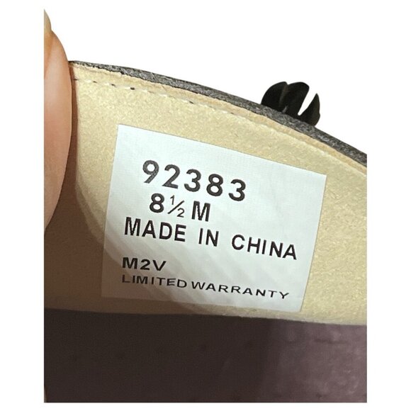 FootJoy Sandy Women's Golf Shoes 8.5 Medium Style 92383, White/Black. Like New - Picture 13 of 16